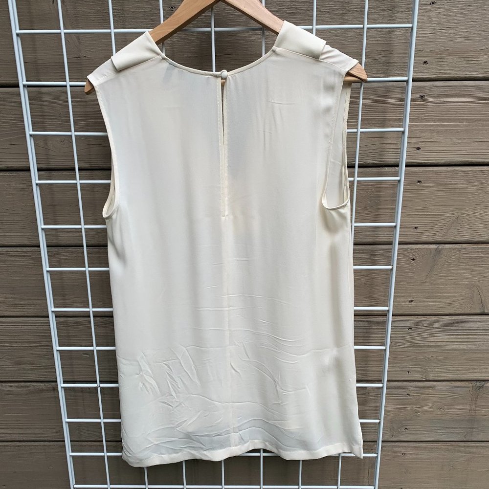 Theory Size M Cream Shell - Picture 3 of 6